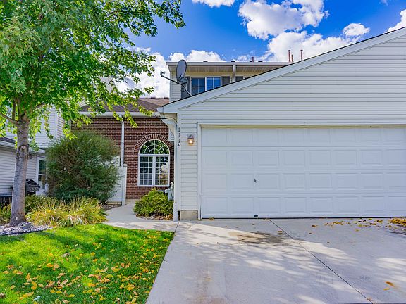 2nd image of 1118 Larkspur Ln