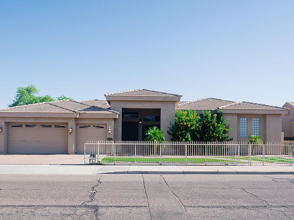 1st image of 1524 E South Mountain Ave
