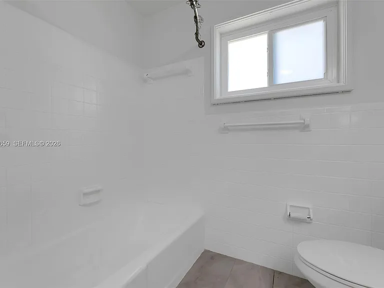 6341 NE 22nd Ave — Photo 23