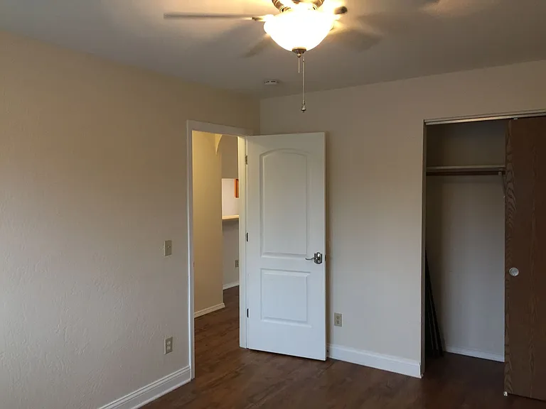 193 Palace Cir #C4 — Photo 11