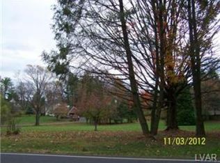 2350 Riverbend Rd, Allentown, PA 18103