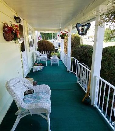 2nd image of 75 Orchard Ave