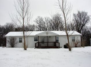 22225 Corinth Rd, Thompsonville, IL 62890
