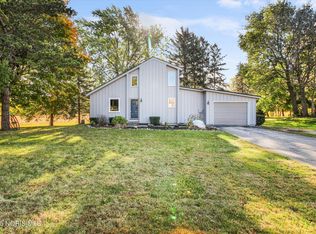 18574 W State Route 105, Elmore, OH 43416