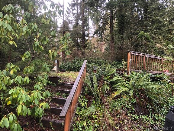 4th image of 12829 Crystal Springs Dr