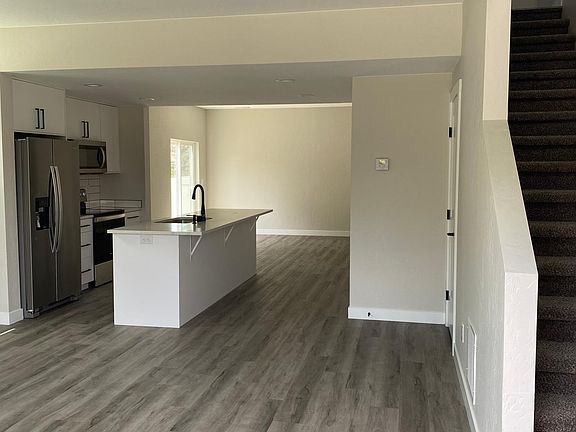 Huge entry, open concept