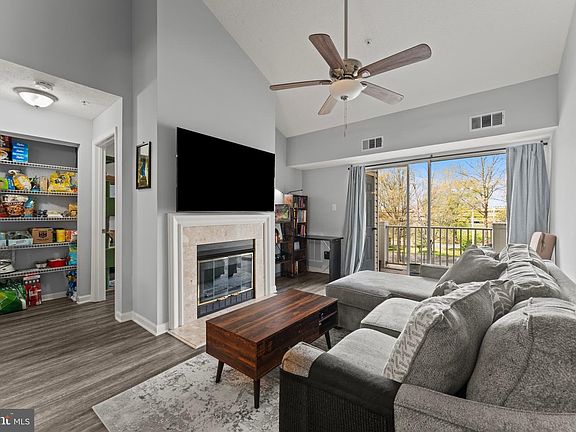 2nd image of 8951 Town Center Cir #303