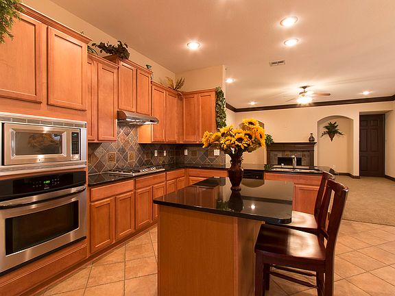5th image of 235 Carrington Ln