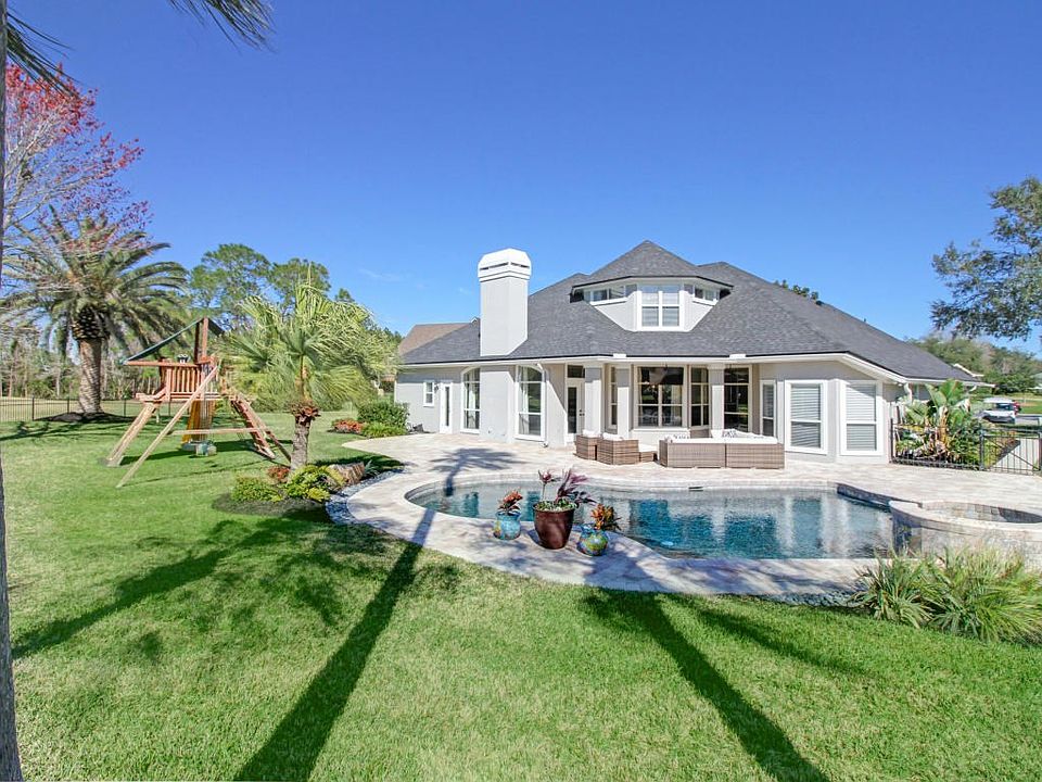 Rave Home Staging Intracoastal West (67)