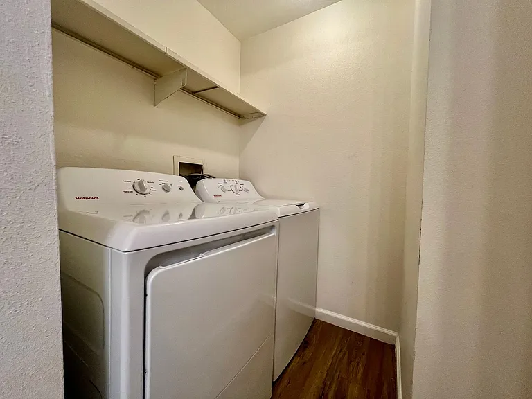 18073 E Ohio Ave #203 — Photo 7