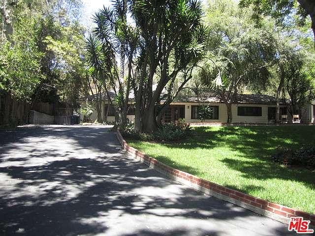 1st image of 7931 Woodrow Wilson Dr