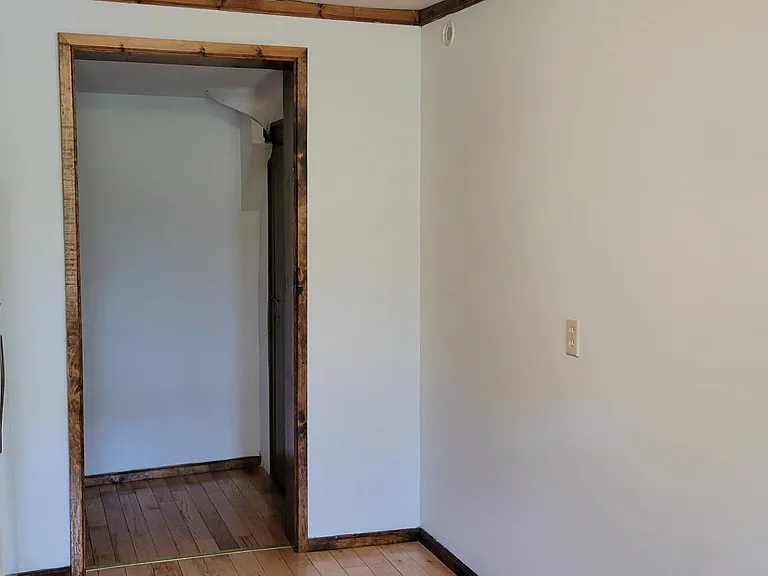 213 Spring St #1 — Photo 7
