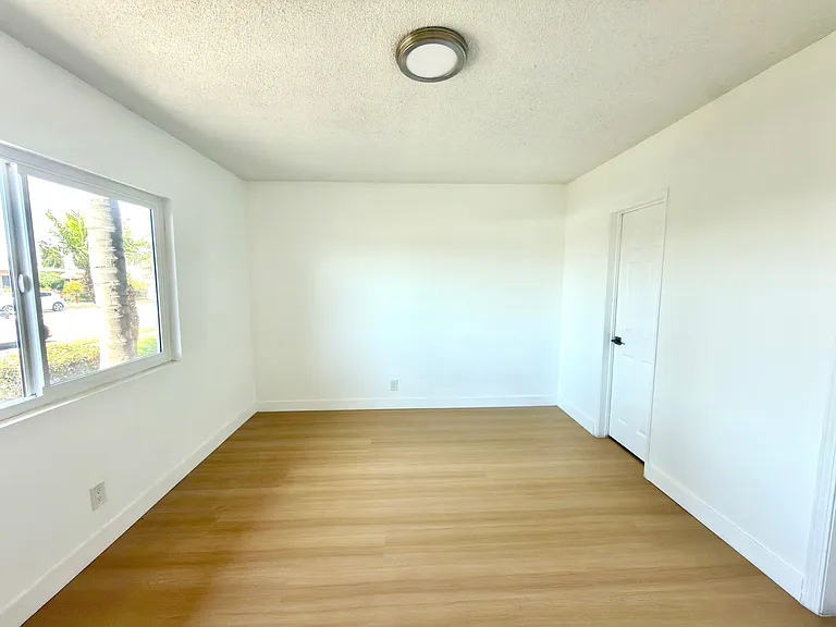 10772 Palma Vista Ave #3 — Photo 5