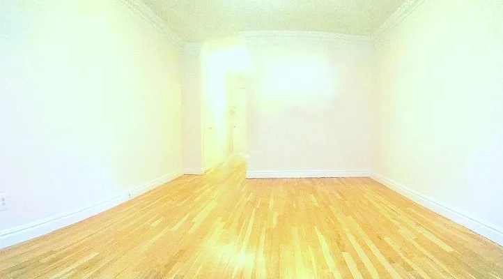 Rented by HOME RESIDENTIAL LLC | media 7