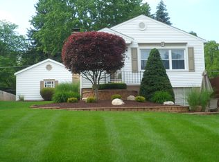 751 W Rextur Dr, Akron, OH 44319