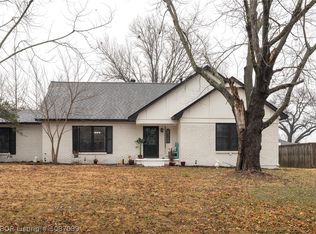 8901 Royal Ridge Dr, Fort Smith, AR 72903