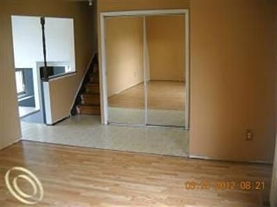 2nd image of 43375 Cambridge Dr
