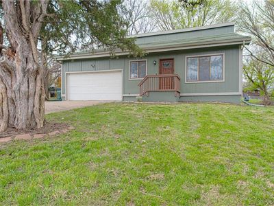 1818 5th Ave, Leavenworth, KS, 66048