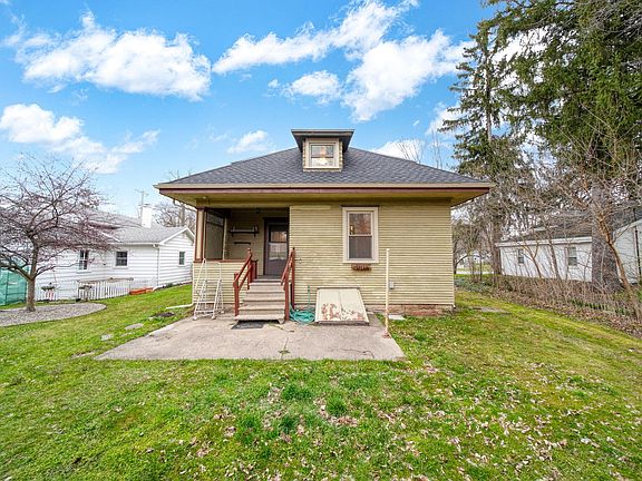 2nd image of 325 Jonesville St