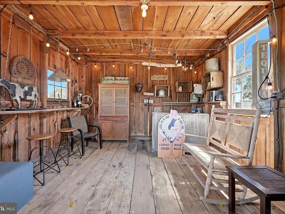 85th image of 625 Riverbend Rd