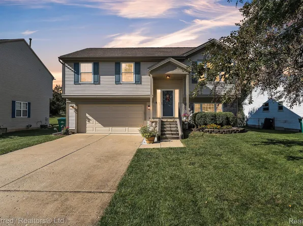 7363 Hideaway Dr, Ypsilanti, MI 48197