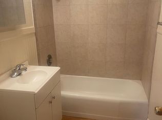 6956 N Fessenden St APT 3, Portland, OR 97203