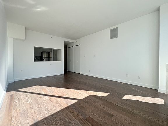5th image of 310 E 2nd St APT 2H