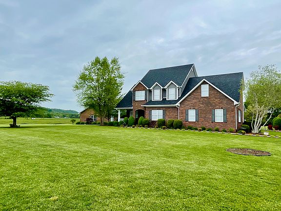 3rd image of 78 Beth Ln