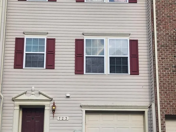 723 Olive Wood Ln, Baltimore, MD 21225
