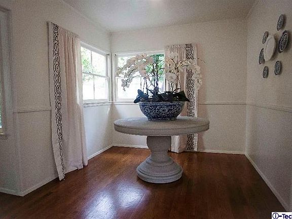 4th image of 2080 Grand Oaks Ave