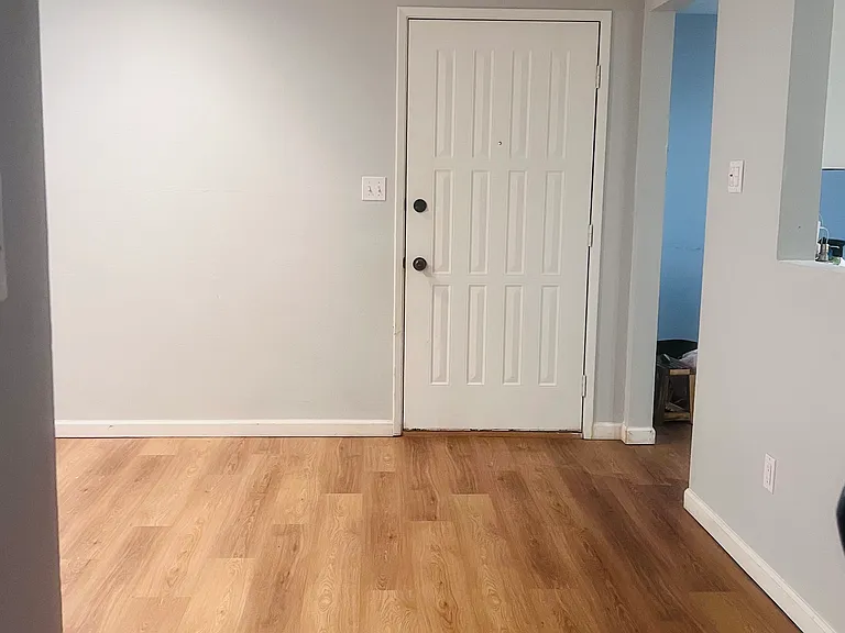 6520 Flower St — Photo 3