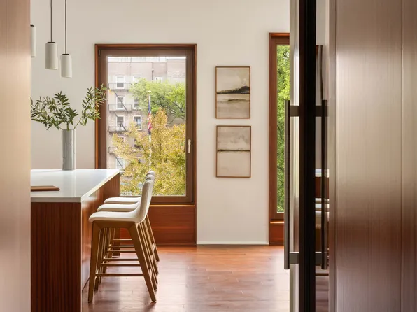 83 Thompson Street image 6 of 26