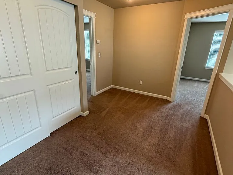 1415 Grindstone Dr SE — Photo 11