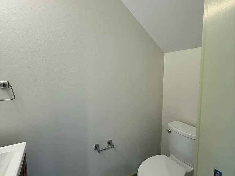 228 21st Ave E #228 — Photo 11