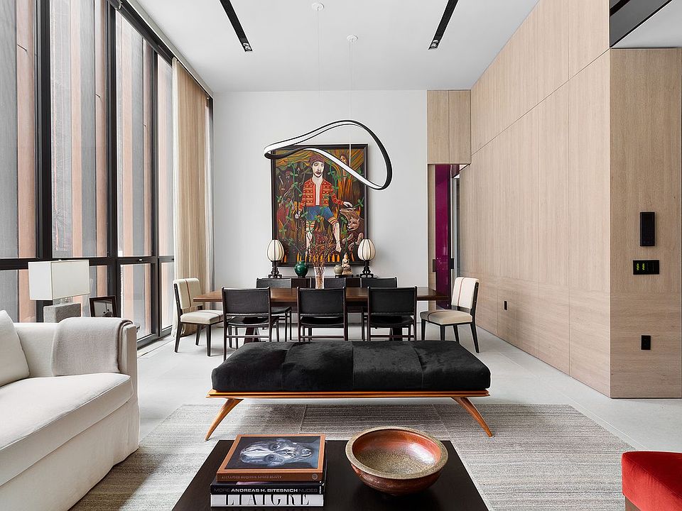 1st image of 522 W 29th St Floor 2C
