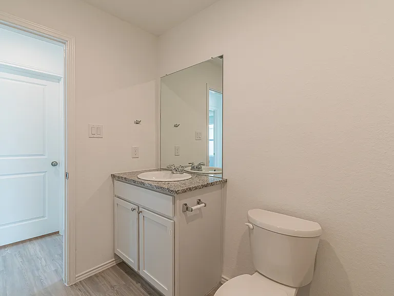 6406 Kemper Pl — Photo 7