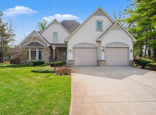 21462 Edgefield Ct, Bristol, IN 46507