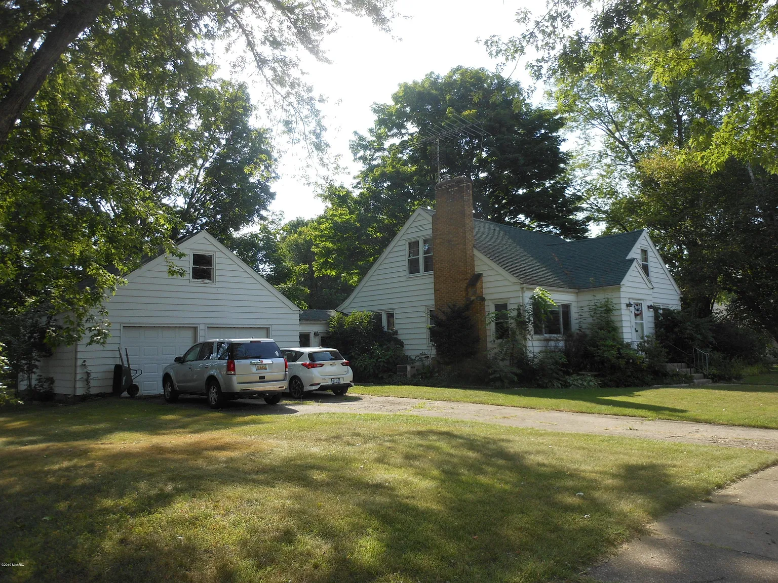 411 S Kimmel St photo 1