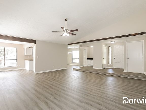 4th image of 2720 Daylilly Ln