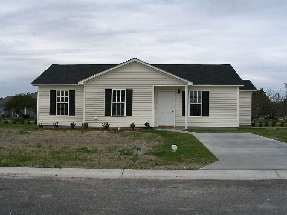 2nd image of 140 Sutton Dr