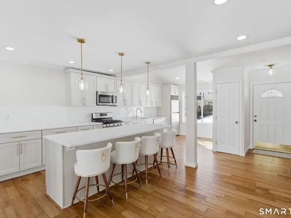 193 Cypress Rd, Newington, CT 06111