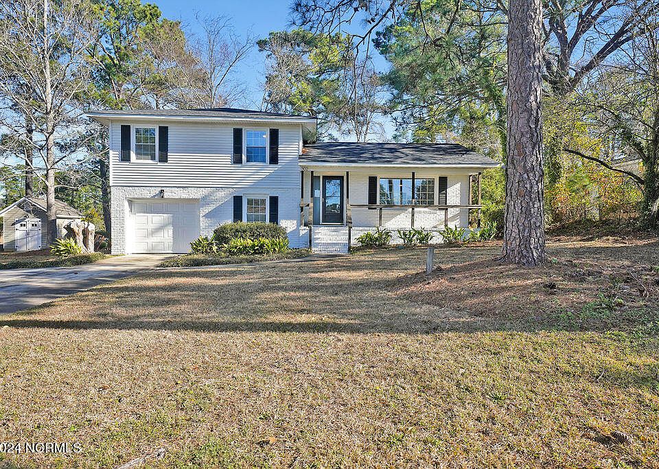 1st image of 302 Sierra Drive