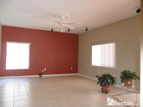 3rd image of 18143 Sandy Pointe Dr