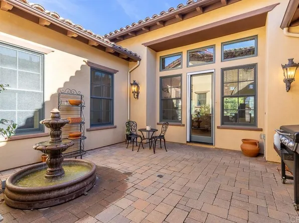 29472 Welk Highland Dr, Escondido, CA 92026