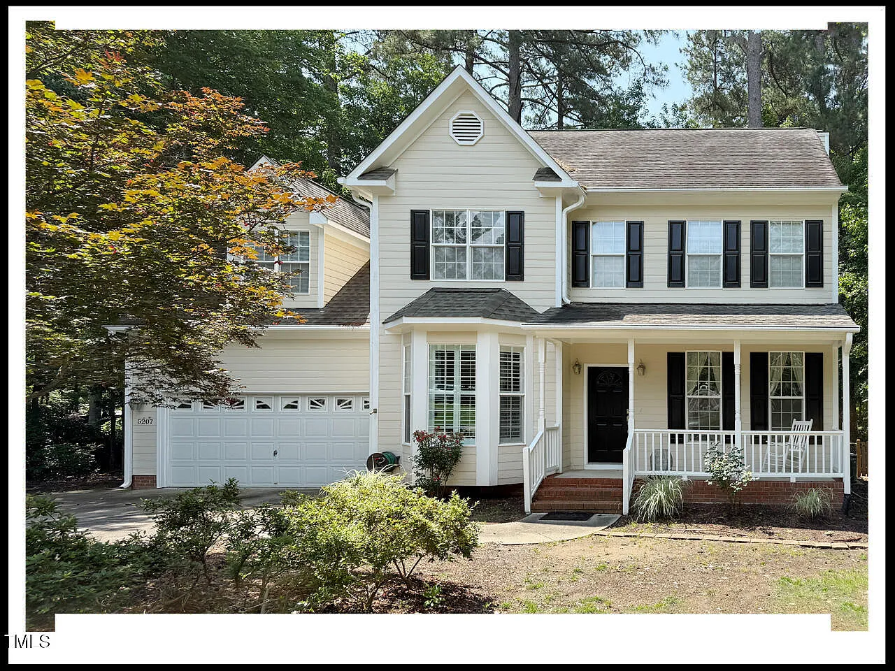 3 bed, 2.5 bath, 2319 sqft, $4,500 — Photo 2