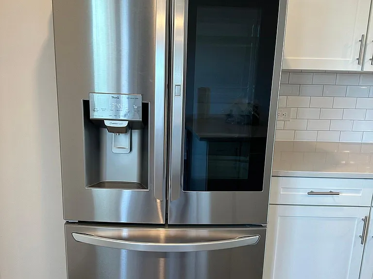 627 Gimari Dr — Photo 3