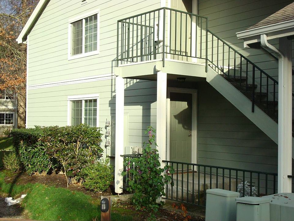 1st image of 755 5th Ave NW APT F201