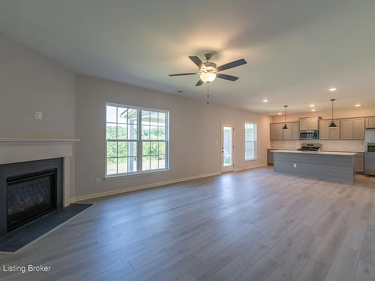 7817 Firescale Ct — Photo 8