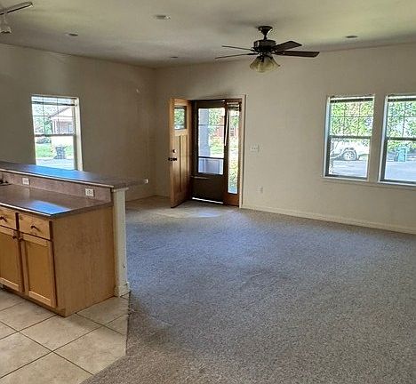3rd image of 30 E Animas Village Ln