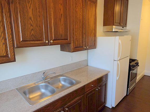 4th image of 618 S New Hampshire Ave APT 8